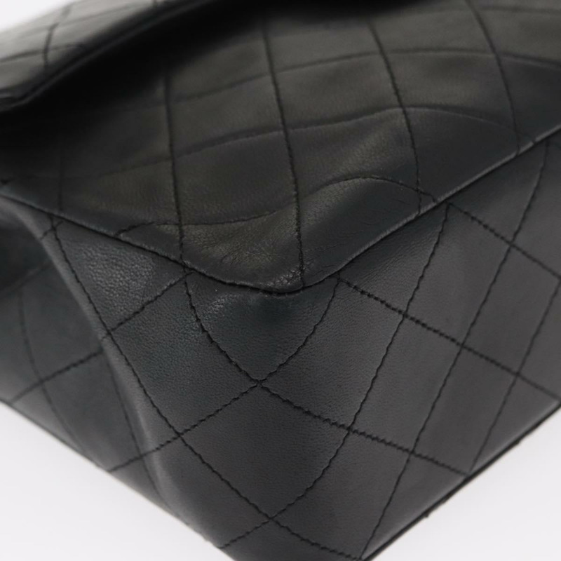 【日本直送】香奈兒 Matelasse 25 雙蓋鏈條包,羊皮材質,黑色,金色雙C標誌,正品編號 156638SAV-14