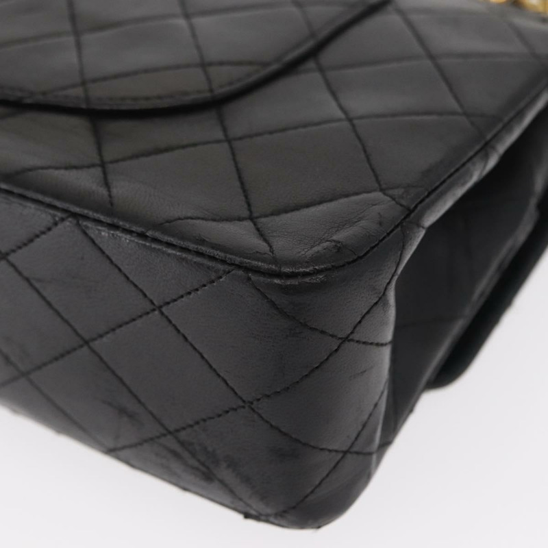 【日本直送】香奈兒 Matelasse 25 雙蓋鏈條包,羊皮材質,黑色,金色雙C標誌,正品編號 156636SAV-16