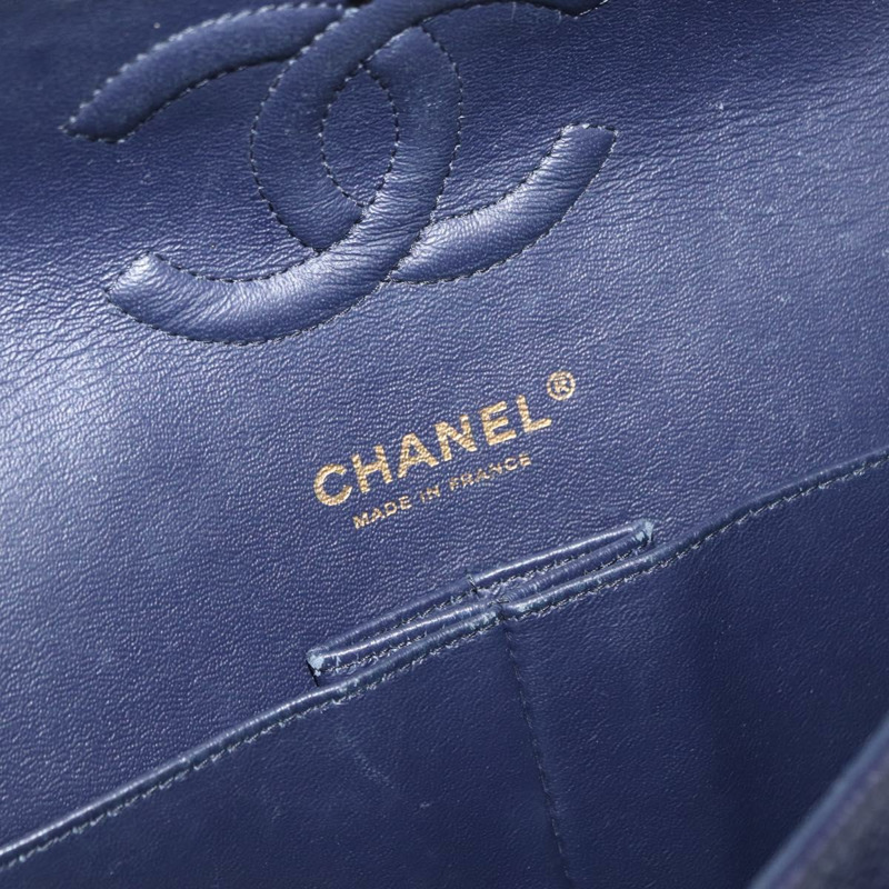【日本直送】香奈兒 Matelasse 25 雙蓋鏈條包，魚子醬紋皮革，海軍藍，金色雙C標誌，正品編號 158359SM-22
