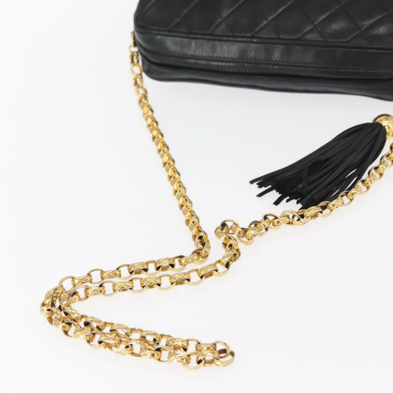 【日本直送】香奈兒 (CHANEL) 絎縫鏈條肩背包，羊皮材質，黑色，金色雙C標誌，貨號 146556V-6