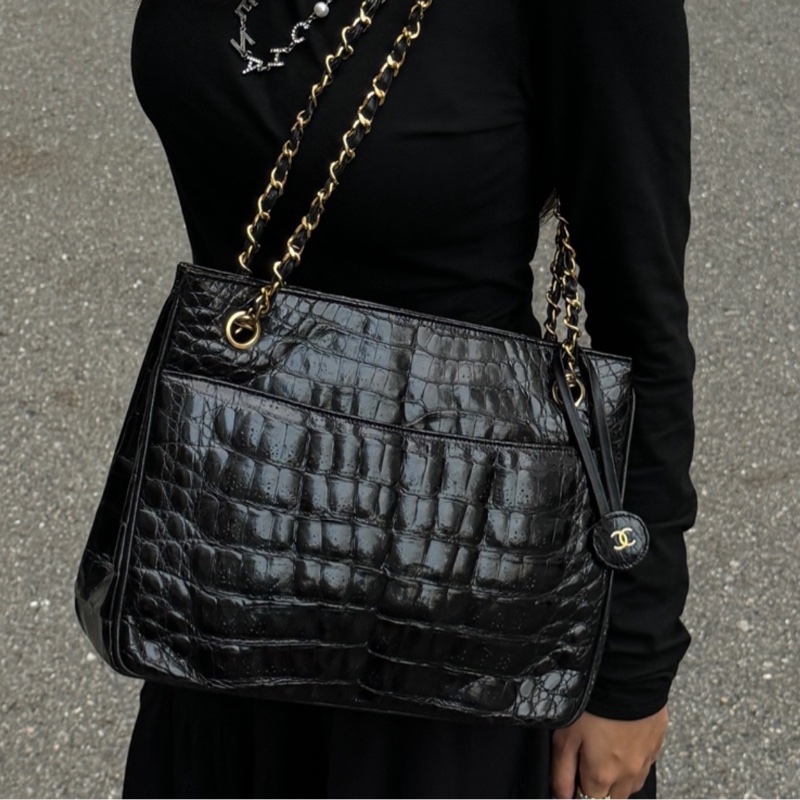 【極新🎁 真鱷魚皮】 Chanel 香奈兒 鱷魚皮 黑金托特包 專櫃60幾萬！-24