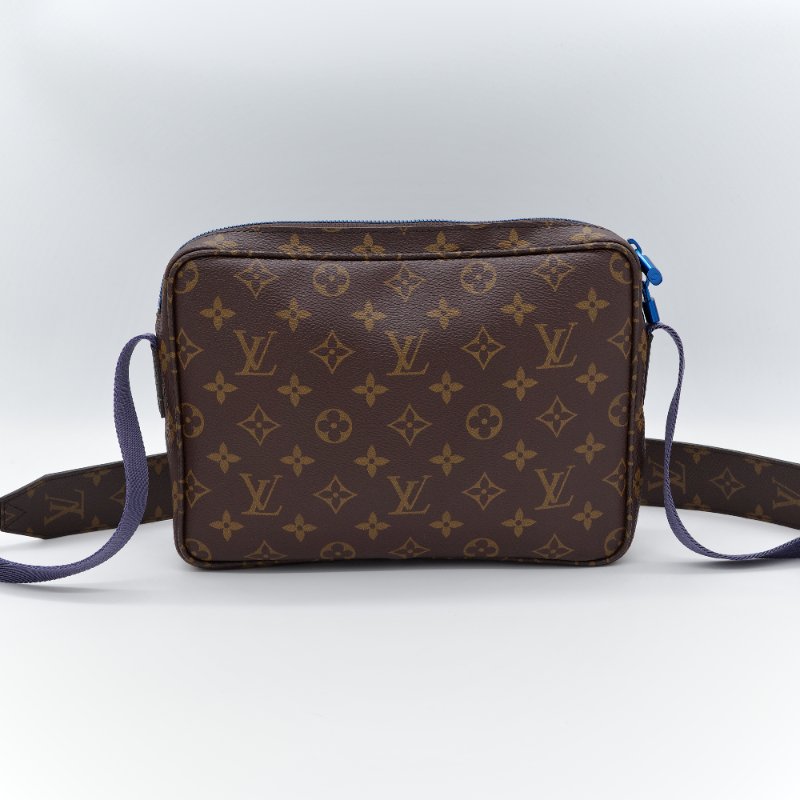 Louis Vuitton 路易威登 Monogram Outdoor Messenger 郵差包  PM 棕色 藍色 雙色 拚色 帆布 拉鍊郵差包 肩背包 斜背包-6