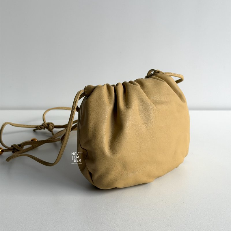 99新🆕 Bottega Veneta BV 寶緹嘉 雲朵包小羊皮-1