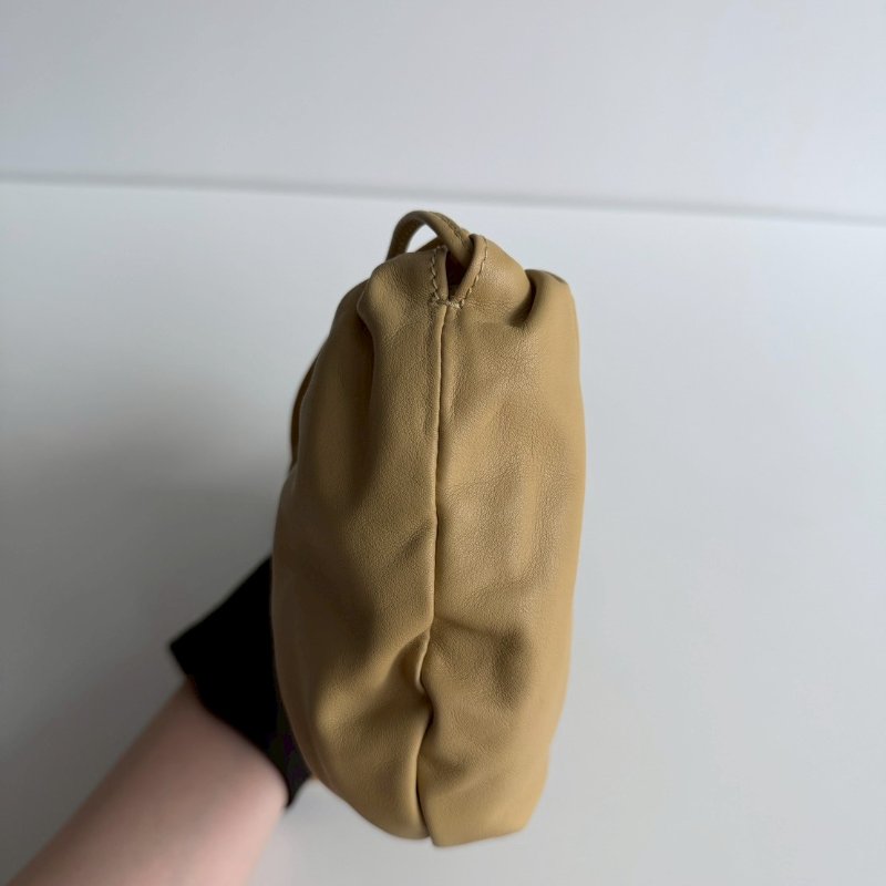 99新🆕 Bottega Veneta BV 寶緹嘉 雲朵包小羊皮-15