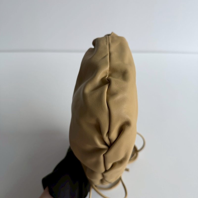 99新🆕 Bottega Veneta BV 寶緹嘉 雲朵包小羊皮-16