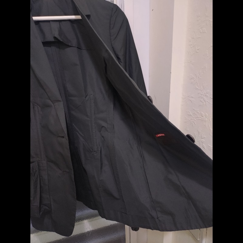 Prada 黑色皺皺口袋外套-11