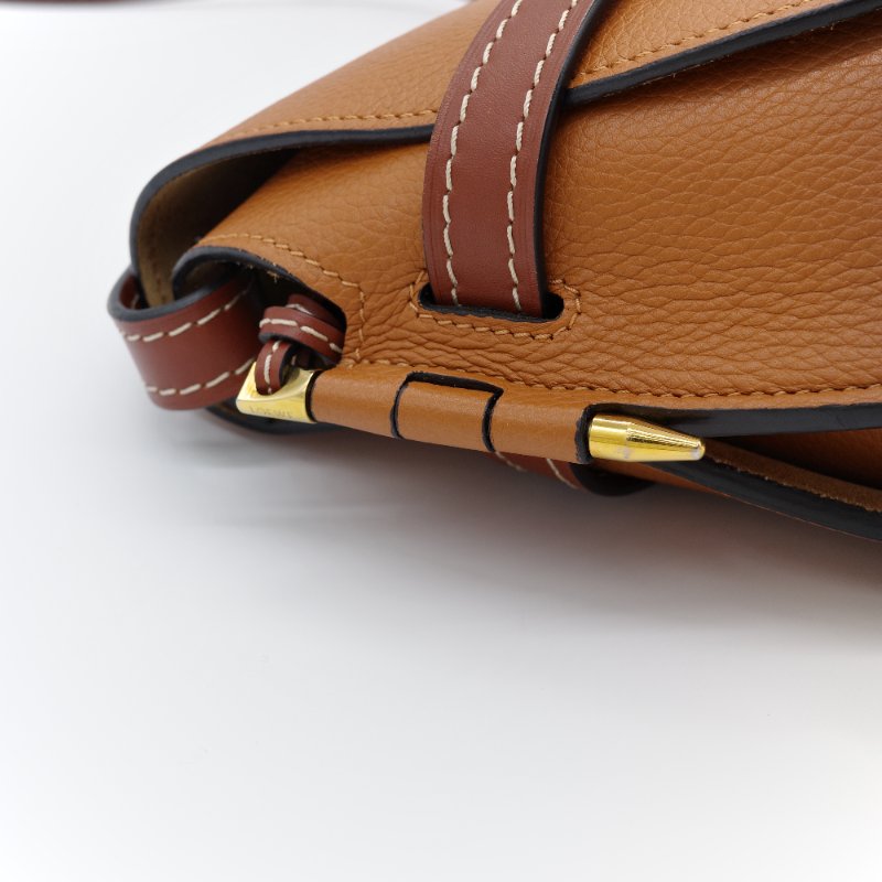 Loewe 羅威 Gate 牛皮 駝色 焦糖色 咖啡棕色 肩背包 斜背包-5