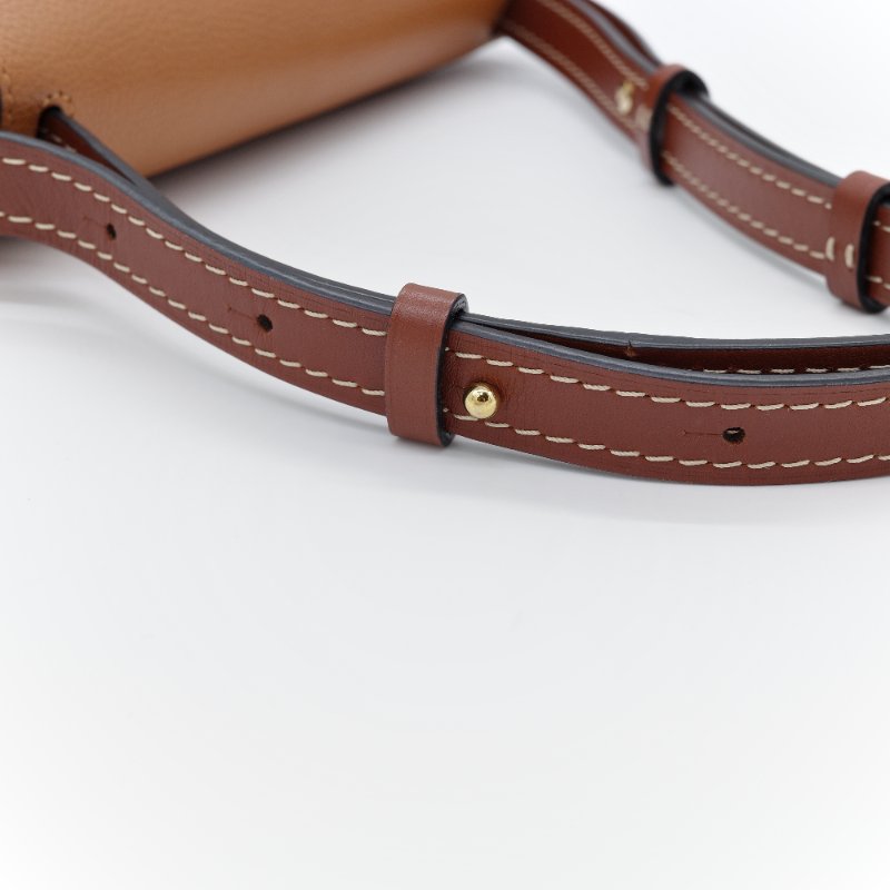 Loewe 羅威 Gate 牛皮 駝色 焦糖色 咖啡棕色 肩背包 斜背包-12