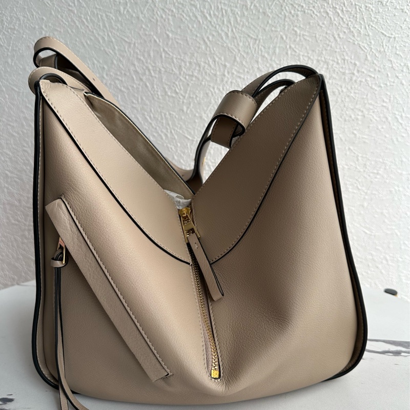 Loewe 大象灰吊床包❤️❤️❤️pm-2