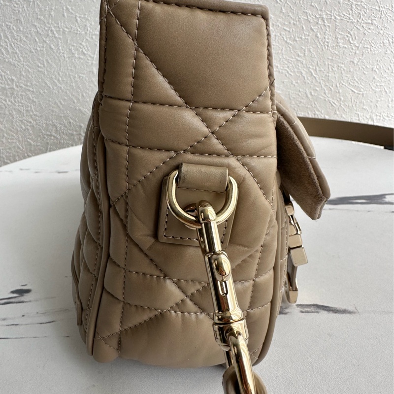 Dior 奶茶色黛妃超美斜背包❤️❤️-4