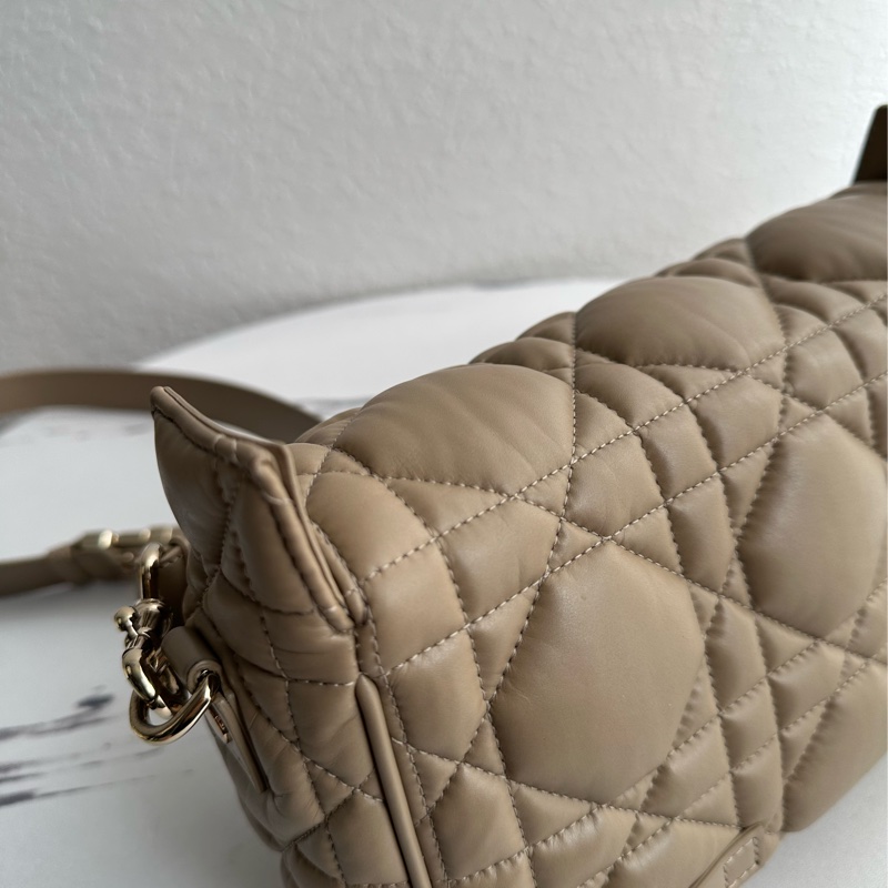 Dior 奶茶色黛妃超美斜背包❤️❤️-14