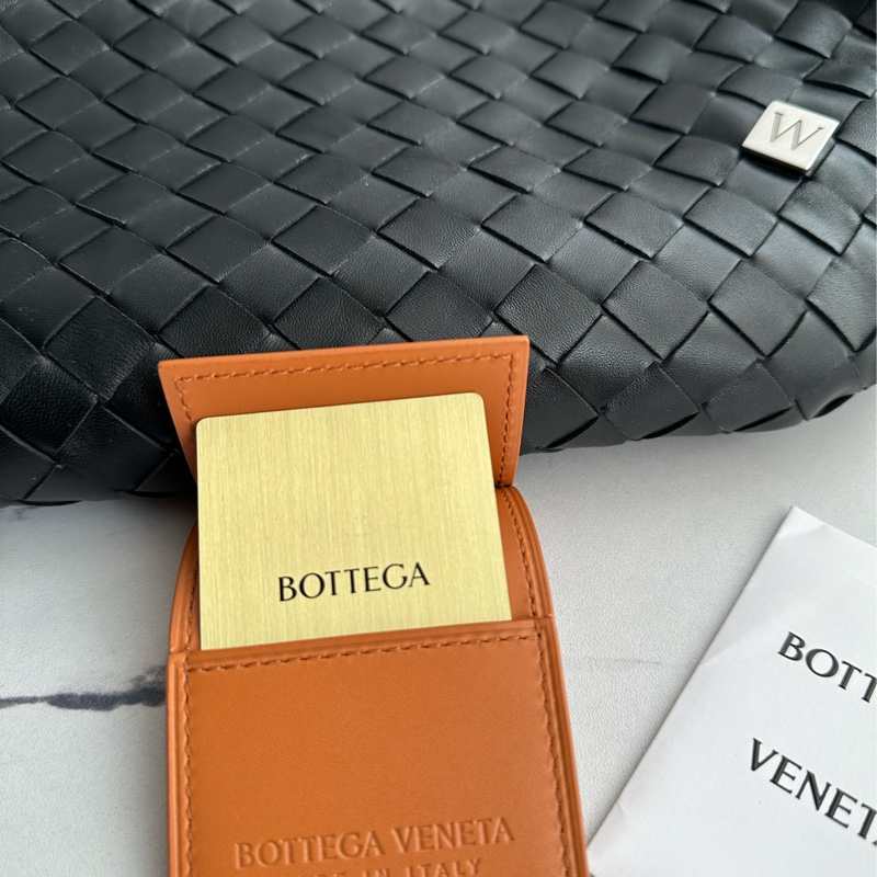 Bv金卡 限量全球沒幾顆 大編織腋下包-1