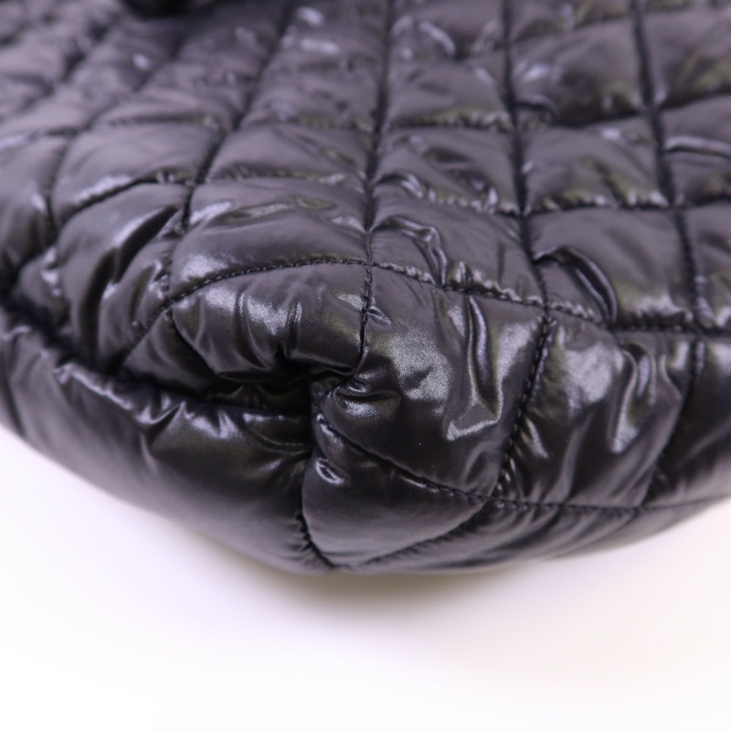 CHANEL 尼龍Coco Cocoon Medium銀扣手挽袋-11