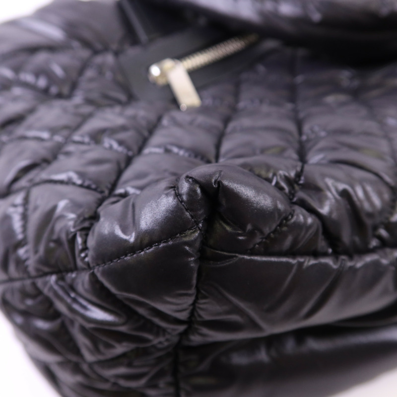 CHANEL 尼龍Coco Cocoon Medium銀扣手挽袋-12