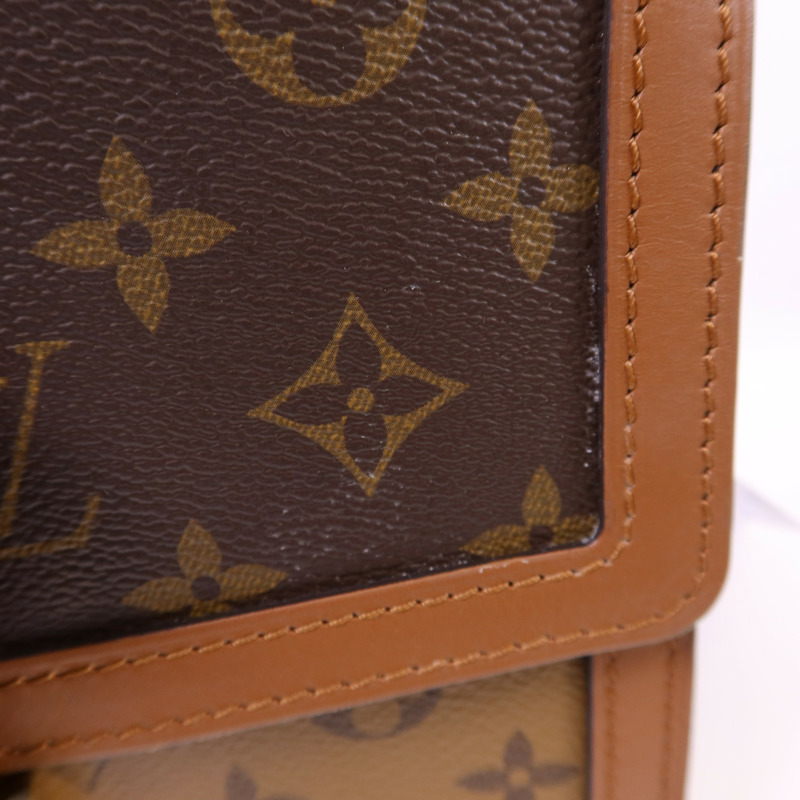 LOUIS VUITTON Monogram Reverse Dauphine MM金扣肩背袋-17