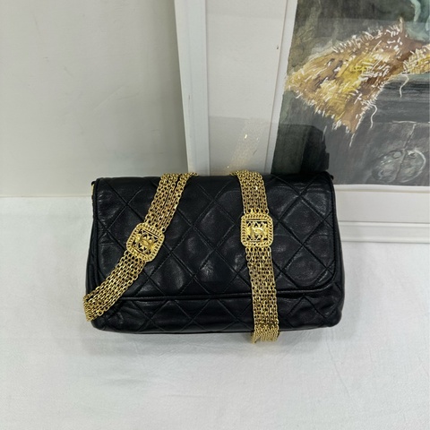 Chanel vintage 尤靖茹同款方牌多鏈條 稀有款，市面很少。
