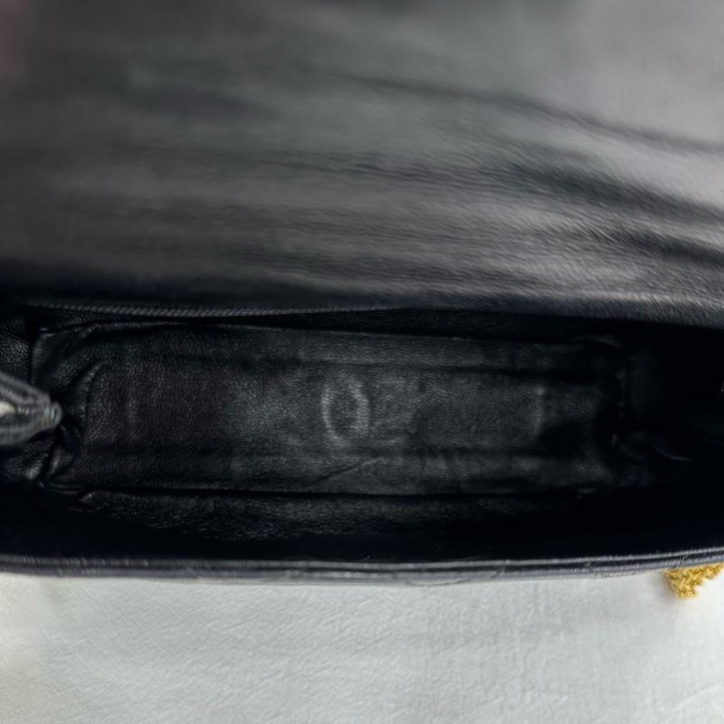 Chanel vintage 尤靖茹同款方牌多鏈條 稀有款，市面很少。-7