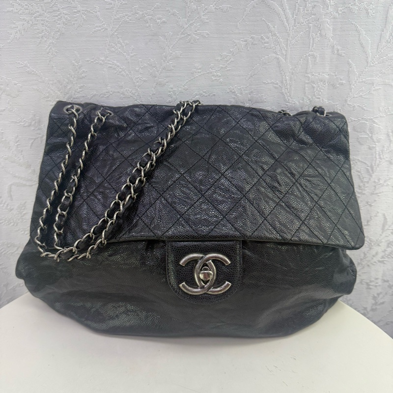 Chanel Shoulder Bag-0