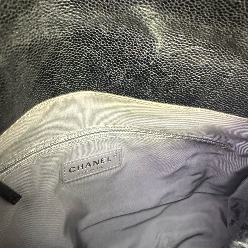 Chanel Shoulder Bag-9