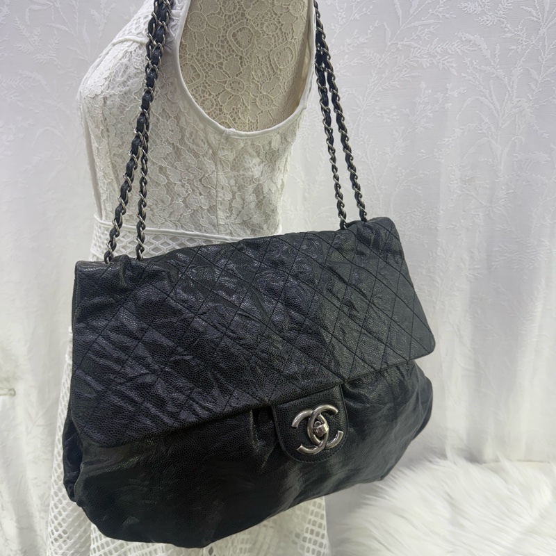 Chanel Shoulder Bag-11