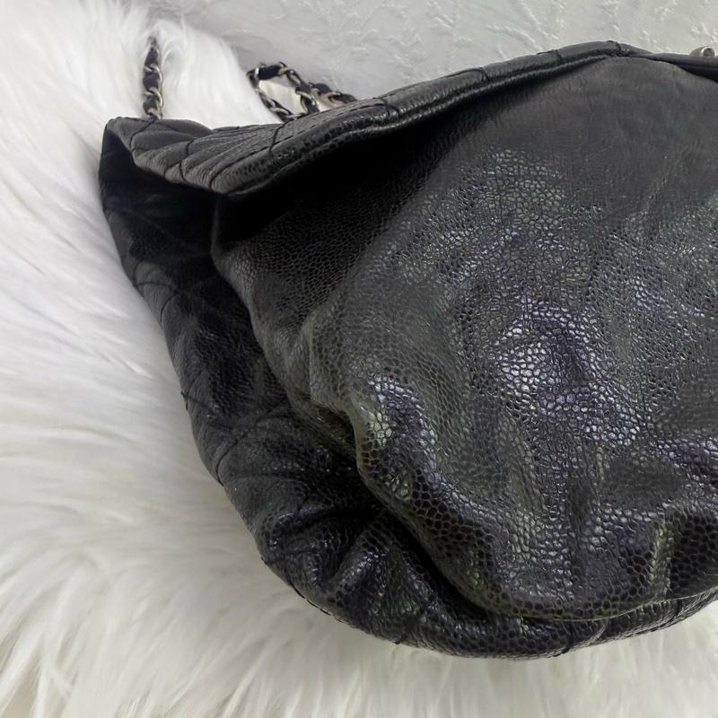Chanel Shoulder Bag-17