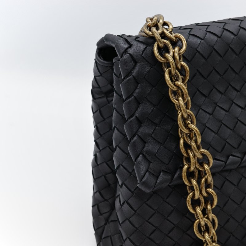 超級新♥️Bottega Veneta 寶緹嘉 Olimpia 大型 超級經典 雙鍊帶 黑色編織 小羊皮 肩背包 斜背包 通勤百搭-4