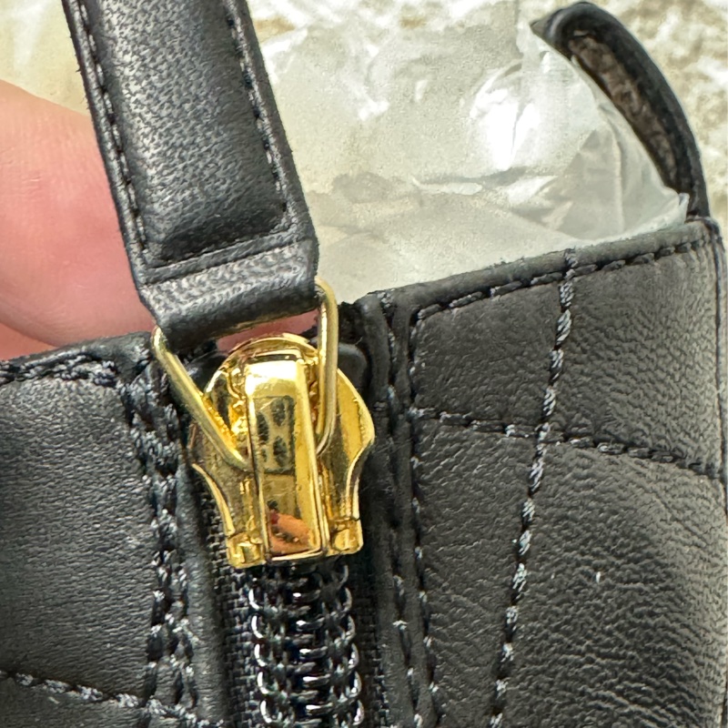 Chanel 黑色菱格紋羊皮靴-6