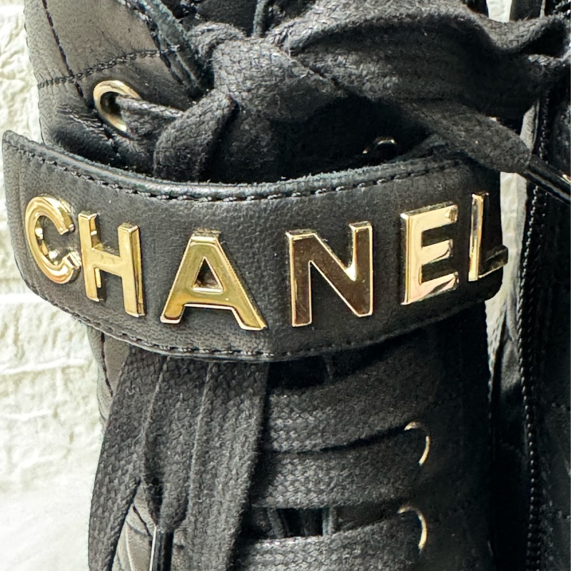 Chanel 黑色菱格紋羊皮靴-8