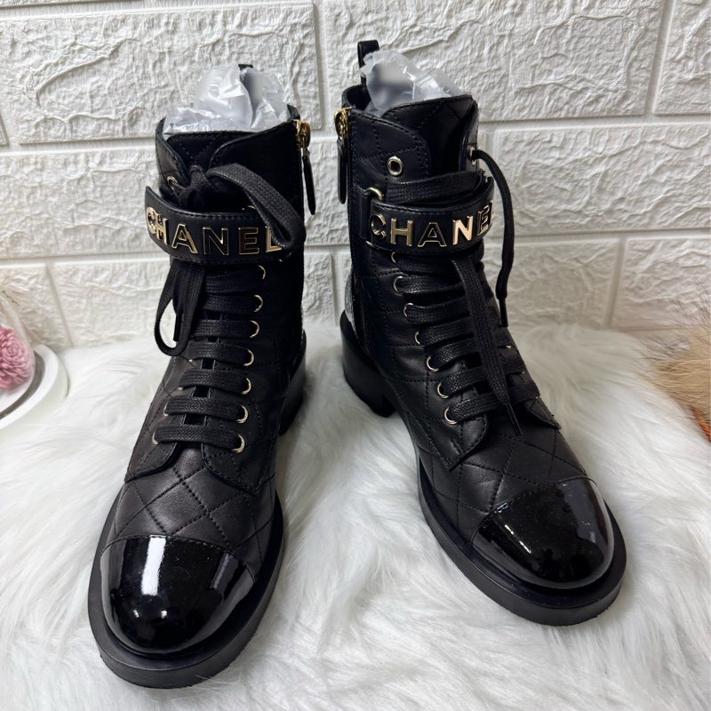 Chanel 黑色菱格紋羊皮靴-16