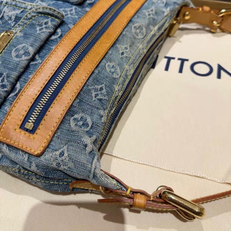 LV 牛仔丹寧baggy單肩包 約30x20-3