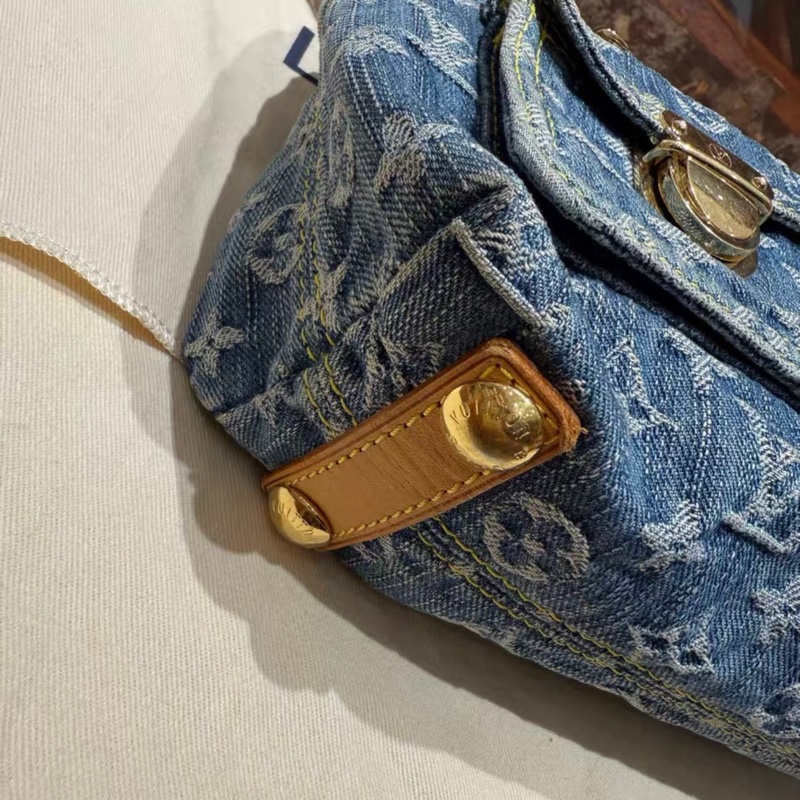 LV 牛仔丹寧baggy單肩包 約30x20-7