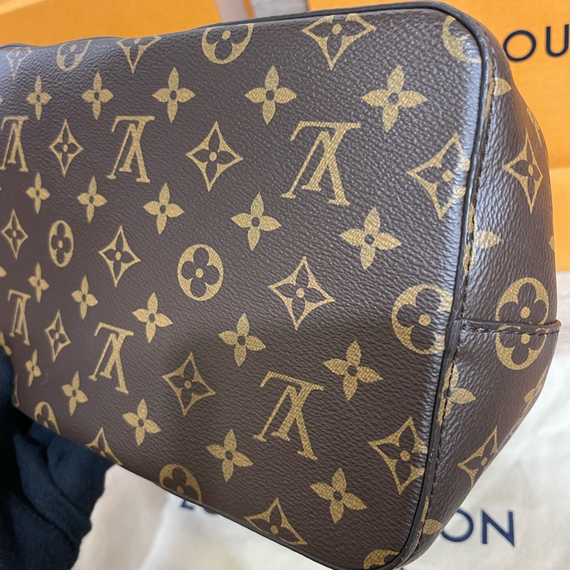 Lv老花經典水桶包-M44022(專櫃8萬多現在甜甜價出售❗️)-20