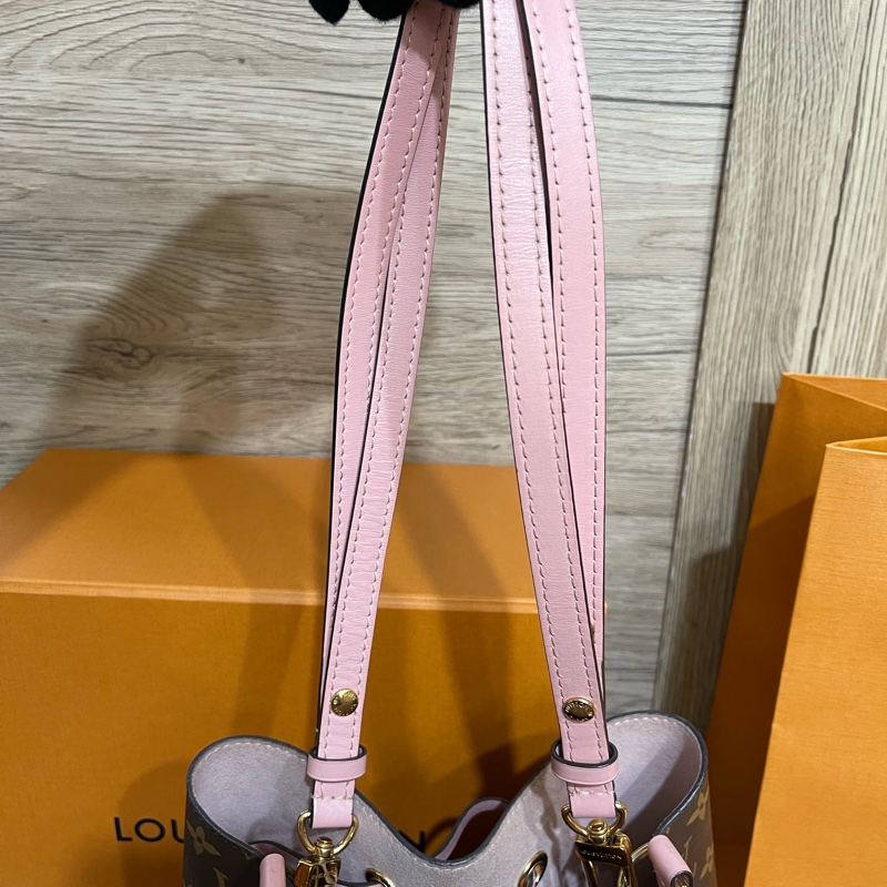 Lv老花經典水桶包-M44022(專櫃8萬多現在甜甜價出售❗️)-23