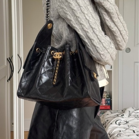 🔥新到：全🆕 Chanel/香奈兒 25bag黑金荔枝紋牛皮，尺寸：40×30 中號