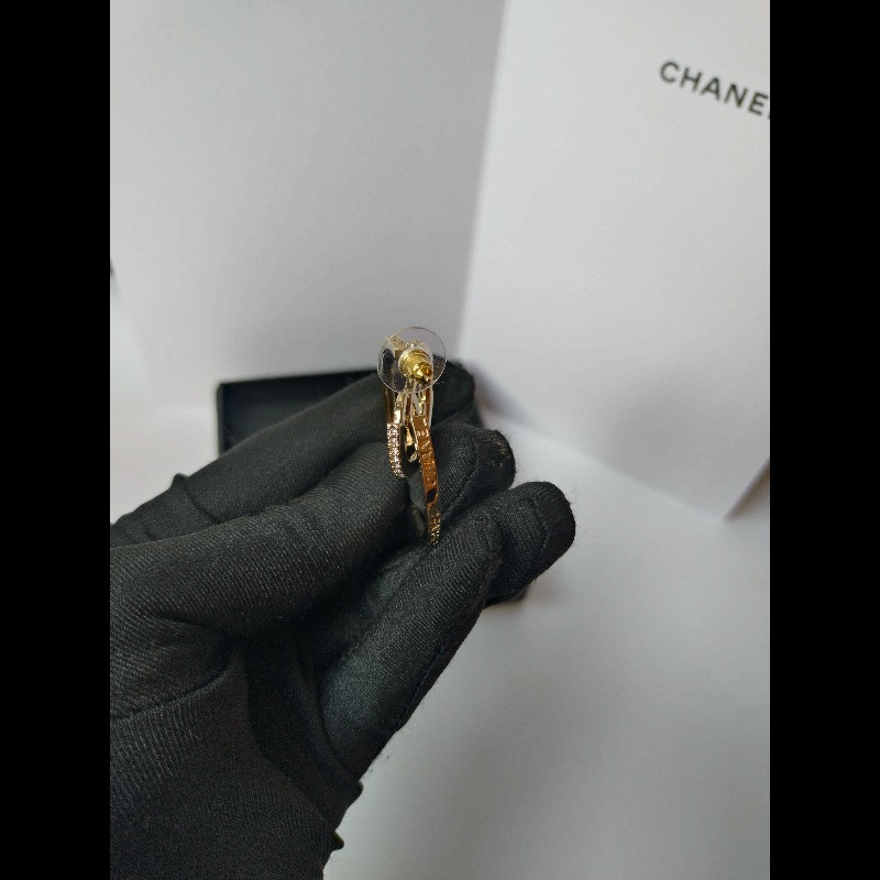 Chanel 淡金大C水鑽雙C耳環-7