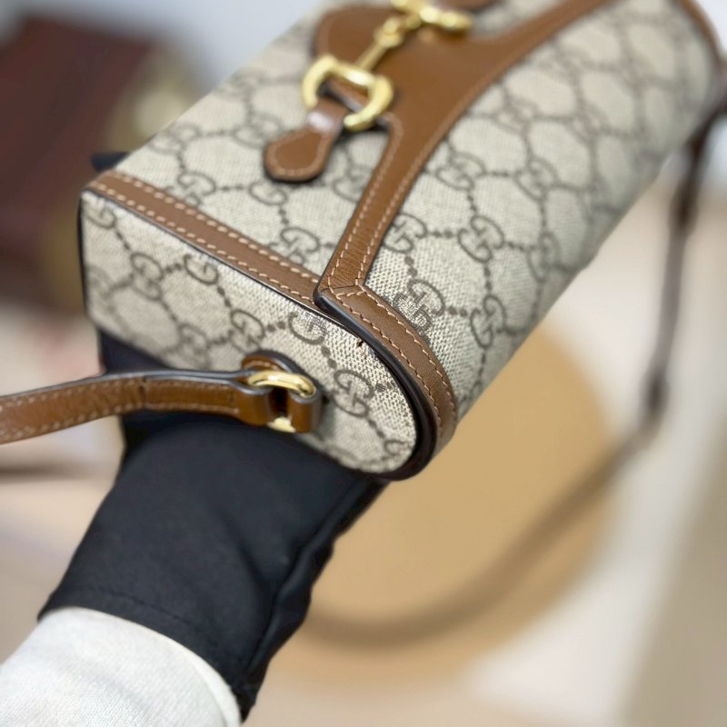 🏷Gucci 古馳．1955 Horsebit 馬銜釦橫式手機包-8