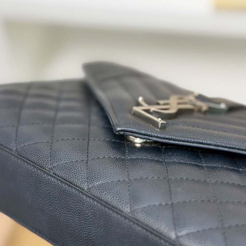 🏷YSL 聖羅蘭．Envelope 魚子醬信封包-20