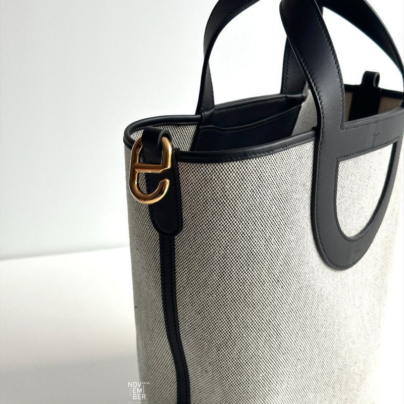 閒置新✨ Hermès 愛馬仕 In the loop 23 黑金-5