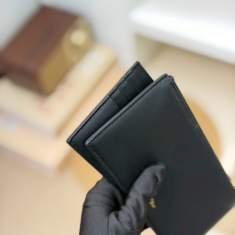 （大全配、適合送禮🎁超美！）🏷Dior 迪奧．Lady Dior Pouch-22