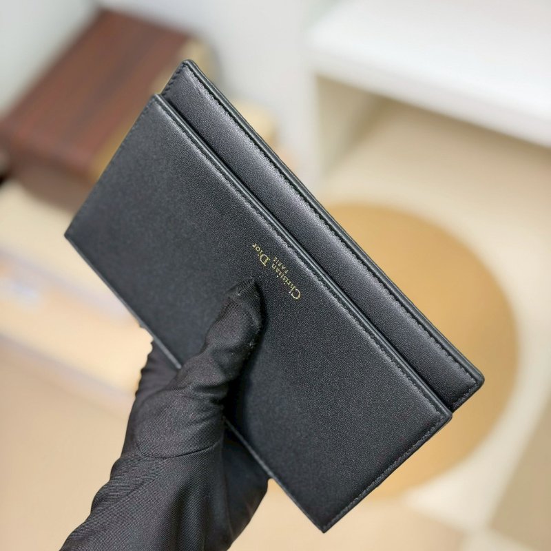 （大全配、適合送禮🎁超美！）🏷Dior 迪奧．Lady Dior Pouch-25