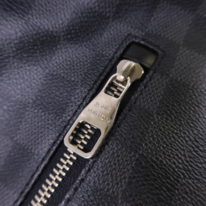 LOUIS VUITTON Damier Graphite Mick MM銀扣肩背袋N41106-9