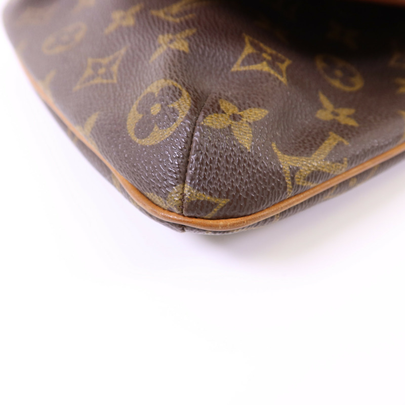 LOUIS VUITTON Monogram Musette Salsa Short金扣肩背袋M51258-11
