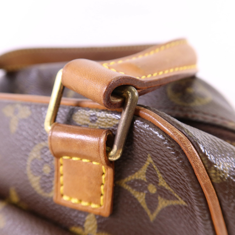 LOUIS VUITTON Monogram Excentri-cite金扣手挽袋M51161-11