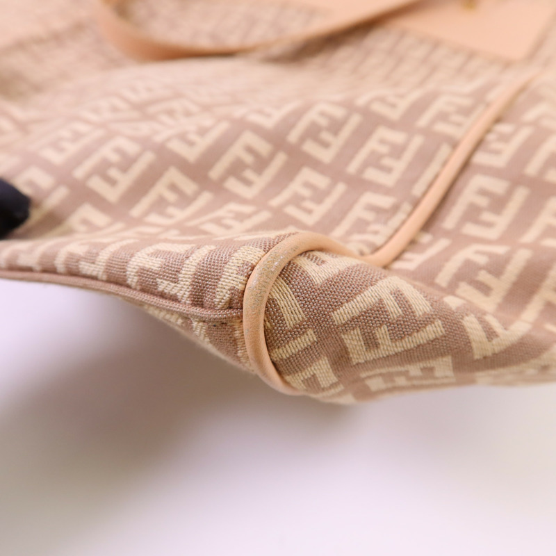 FENDI 帆布Tote Bag金扣手挽袋-11