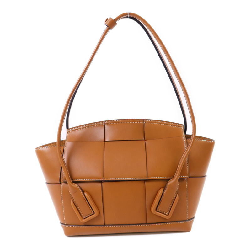 BOTTEGA VENETA 牛皮皮革Arco 33金扣肩背袋-0