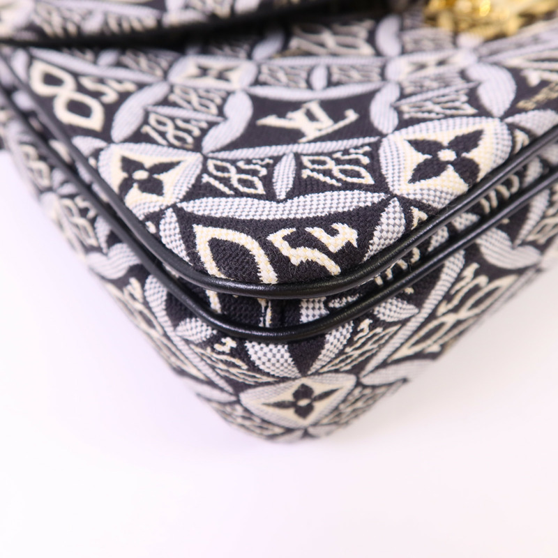 LOUIS VUITTON 帆布Pochette Metis MM金扣手挽肩背兩用袋-12