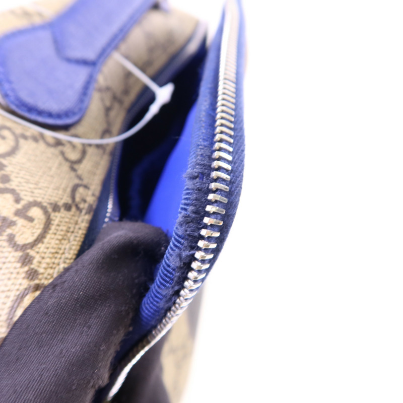 GUCCI 塗層帆布GG Supreme Dog Printed Bag銀扣肩背袋432688-15
