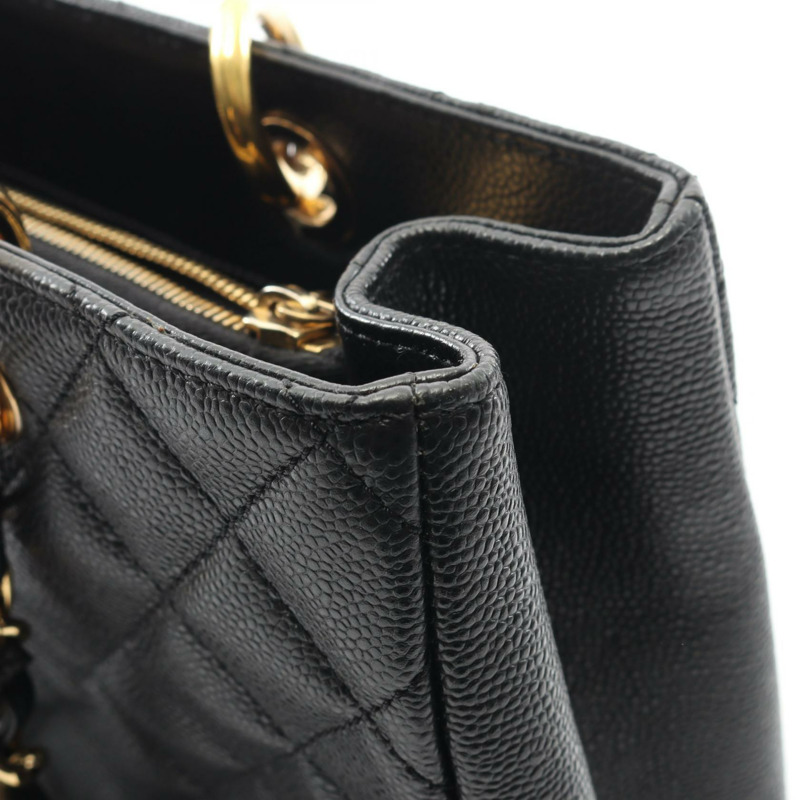 香奈兒 (CHANEL) Matelasse Grand Shopping GST 鏈條手提包，小牛皮，黑色，金色五金，二手 CC-5