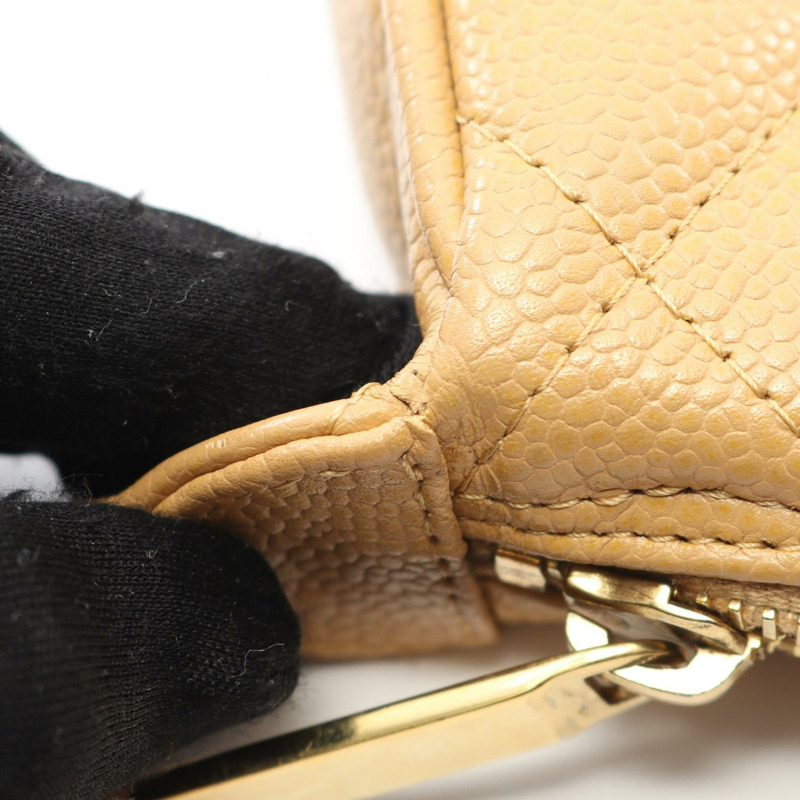 香奈兒 (CHANEL) Matelasse 鏈條肩背包,粒面小牛皮,米色,二手,女士,金色五金 CC-6