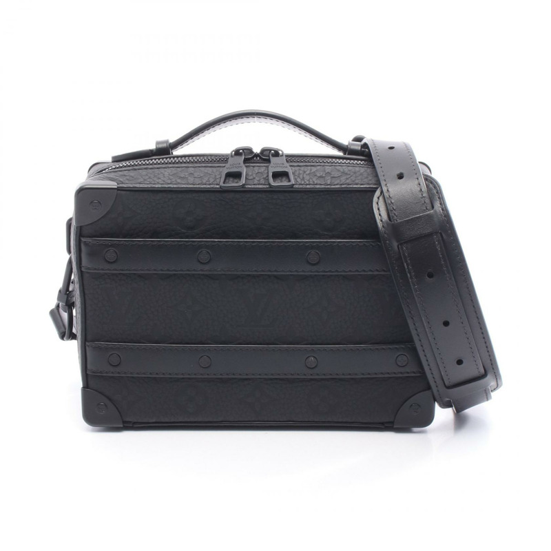 路易威登 Handle Soft Trunk 單肩背包 M59163 Monogram Taurillon 皮革-0